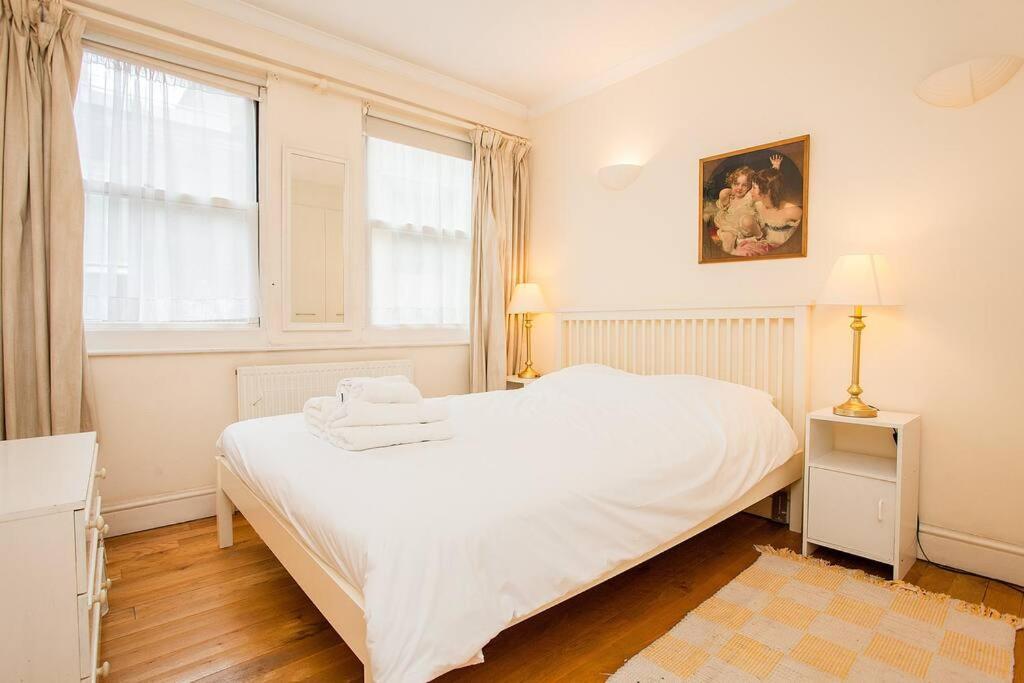 Апартаменты Bright 2 Bedroom Flat In
